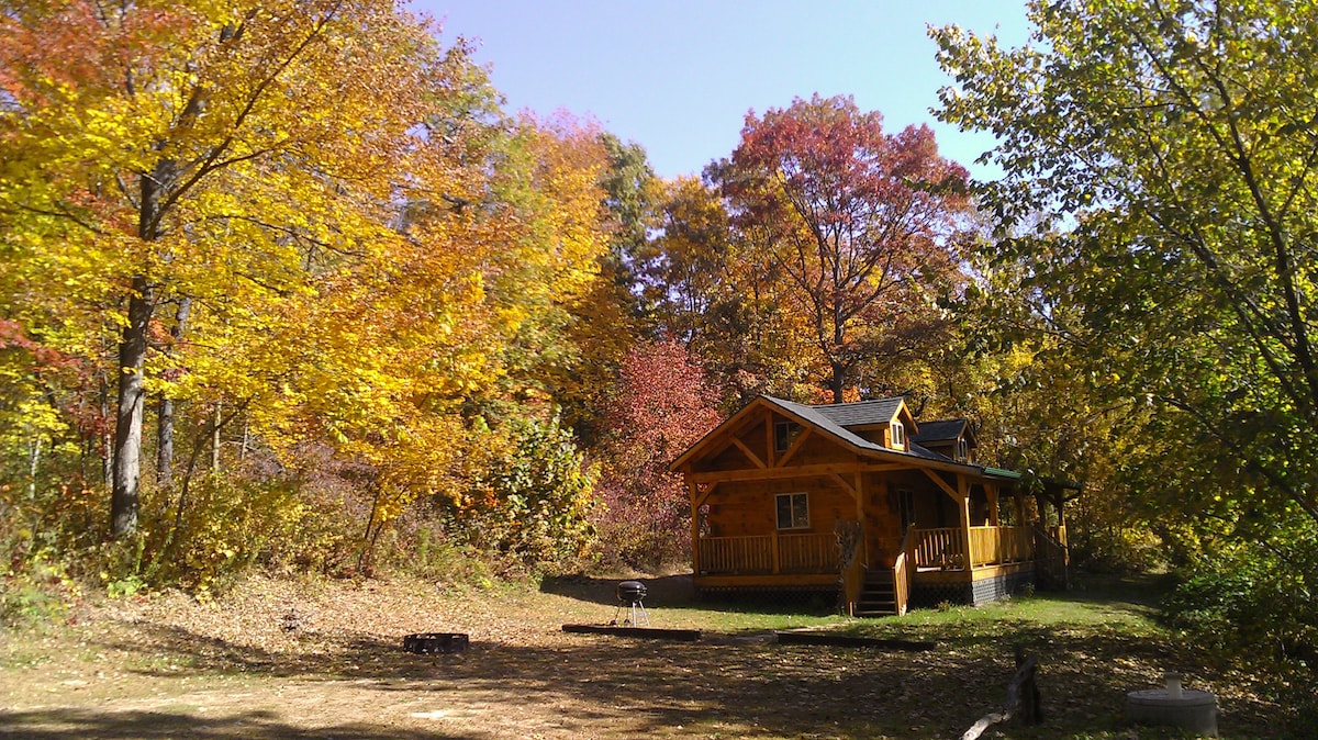 Squirrel Ridge Log Cabin