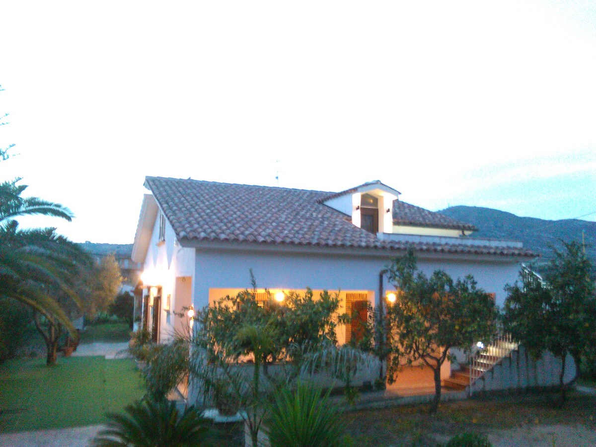 Villa_Palma di Montechiaro_Room3