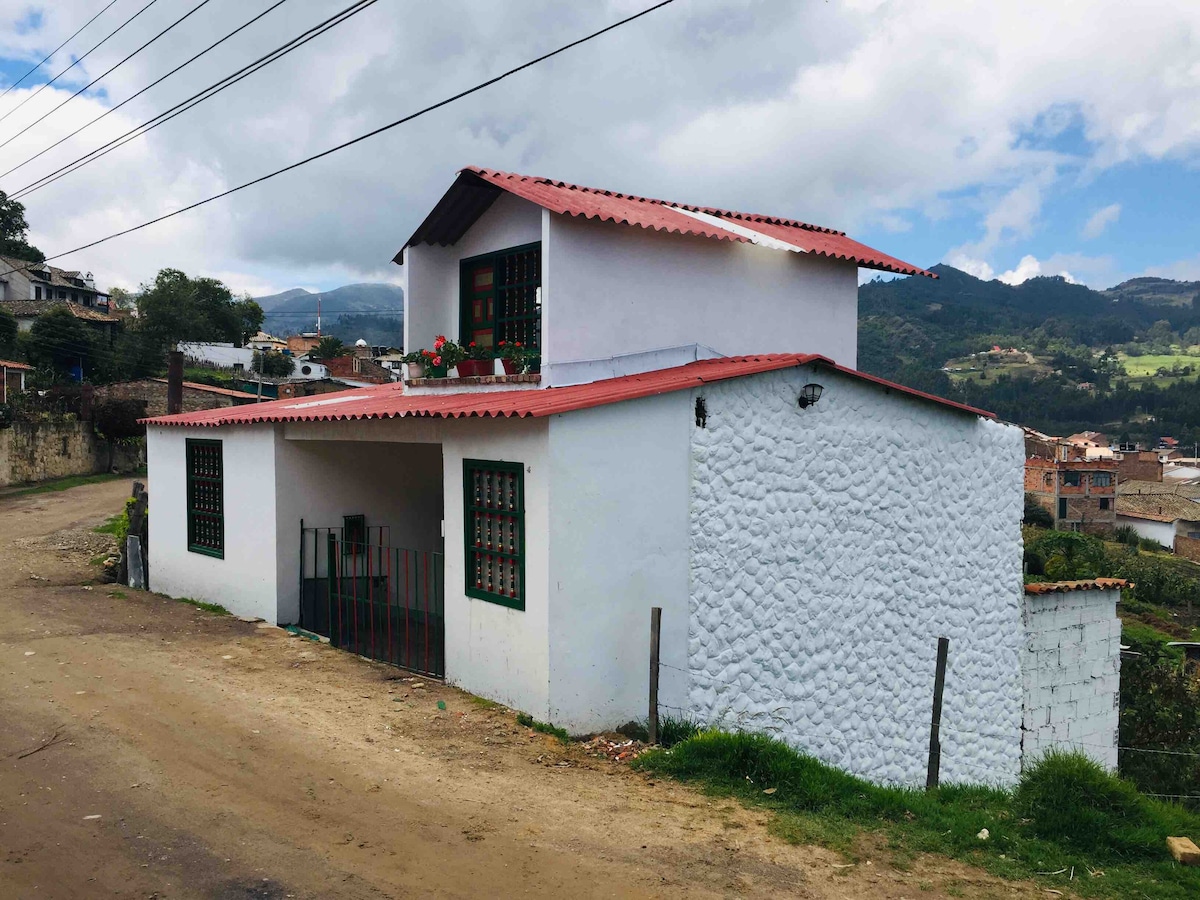 Hospedaje la Adobera Monguí