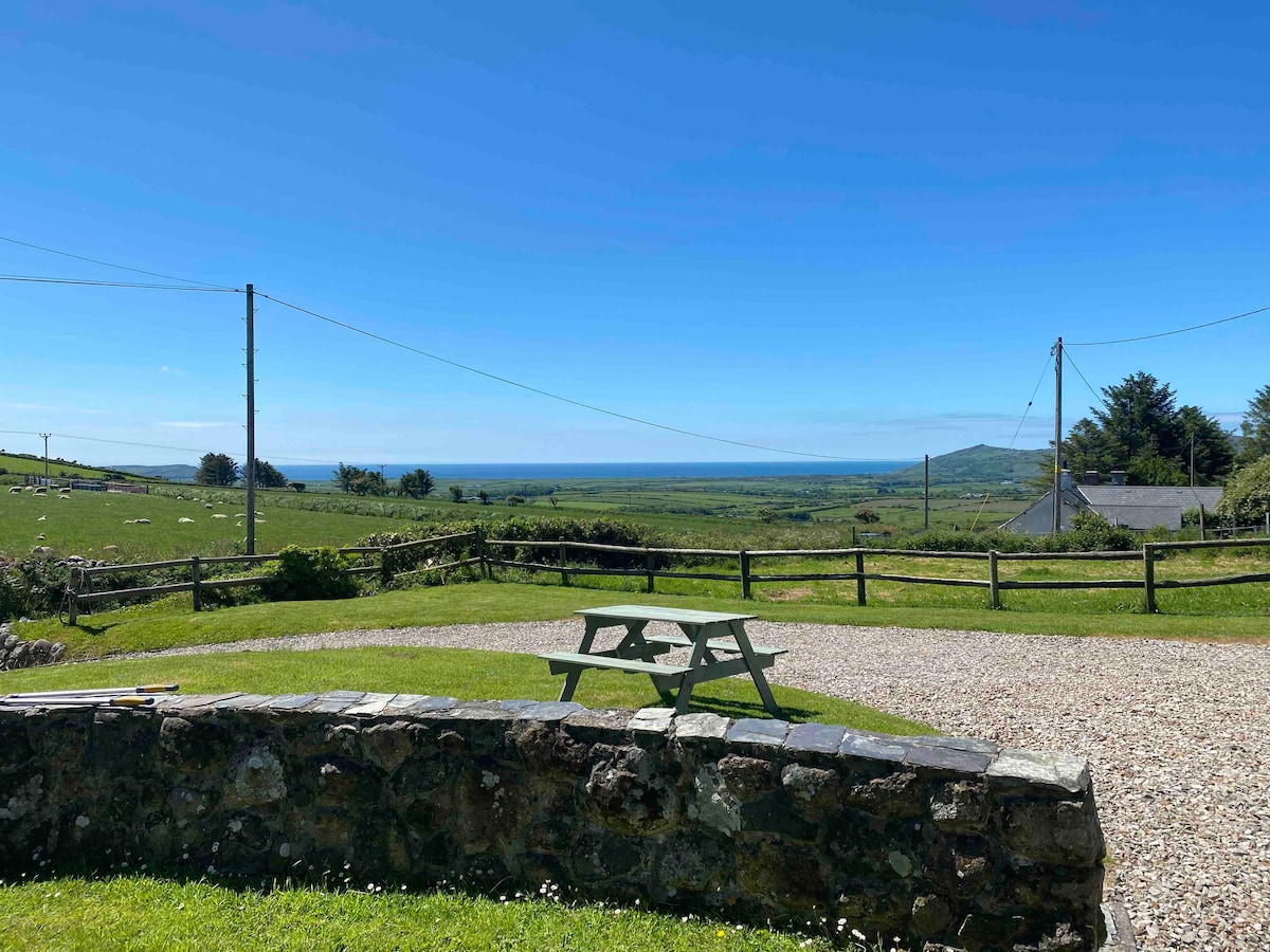 Neigwl View, Cottage, Cottage可欣赏海景