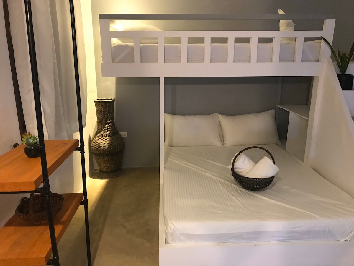 Payag Suites Sohoton Beachside (Cloud 9, GL)