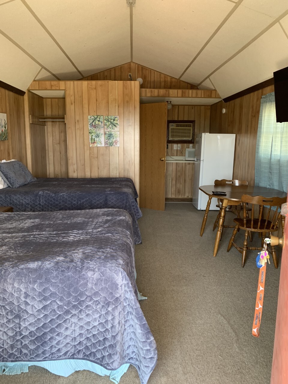 Falcon Lake Cabin with a View "Cabin 1"