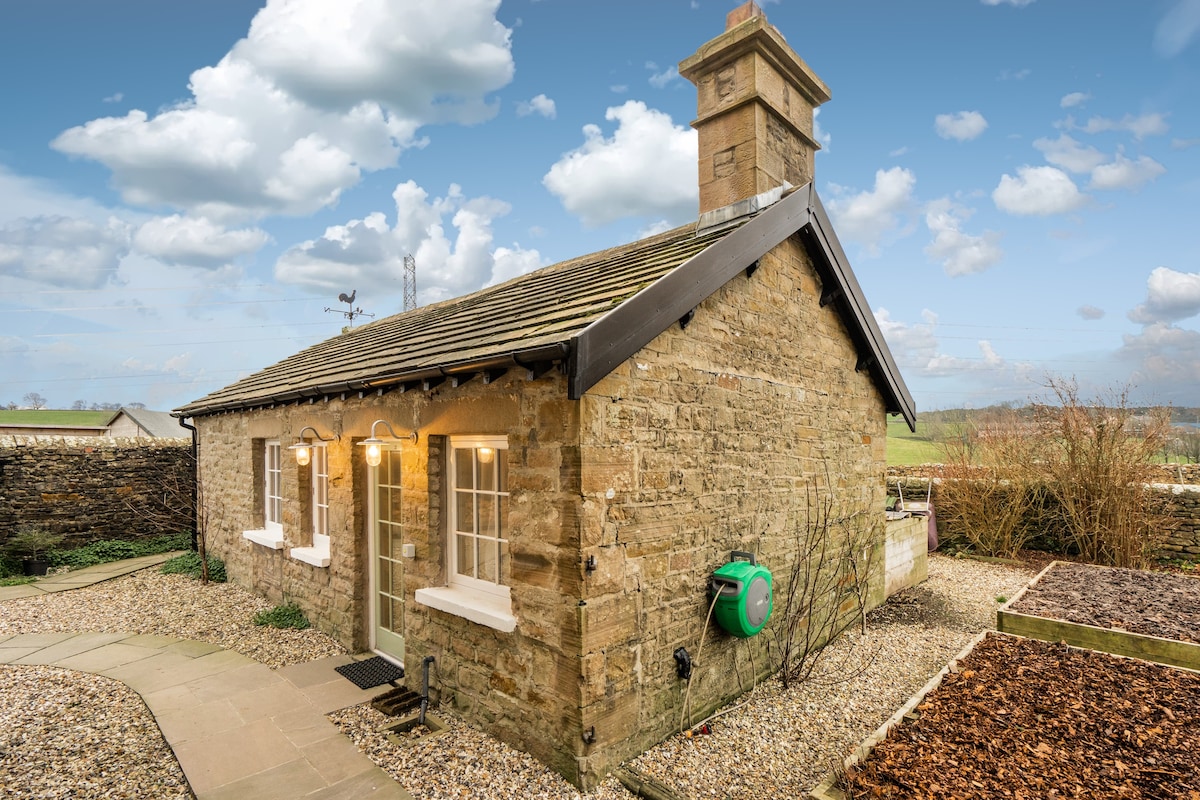 The Old Washhouse, Lea Bank, Hutton Roof