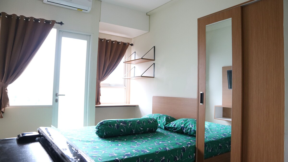 1-Strategic Apartment With Good Price Near Jakarta