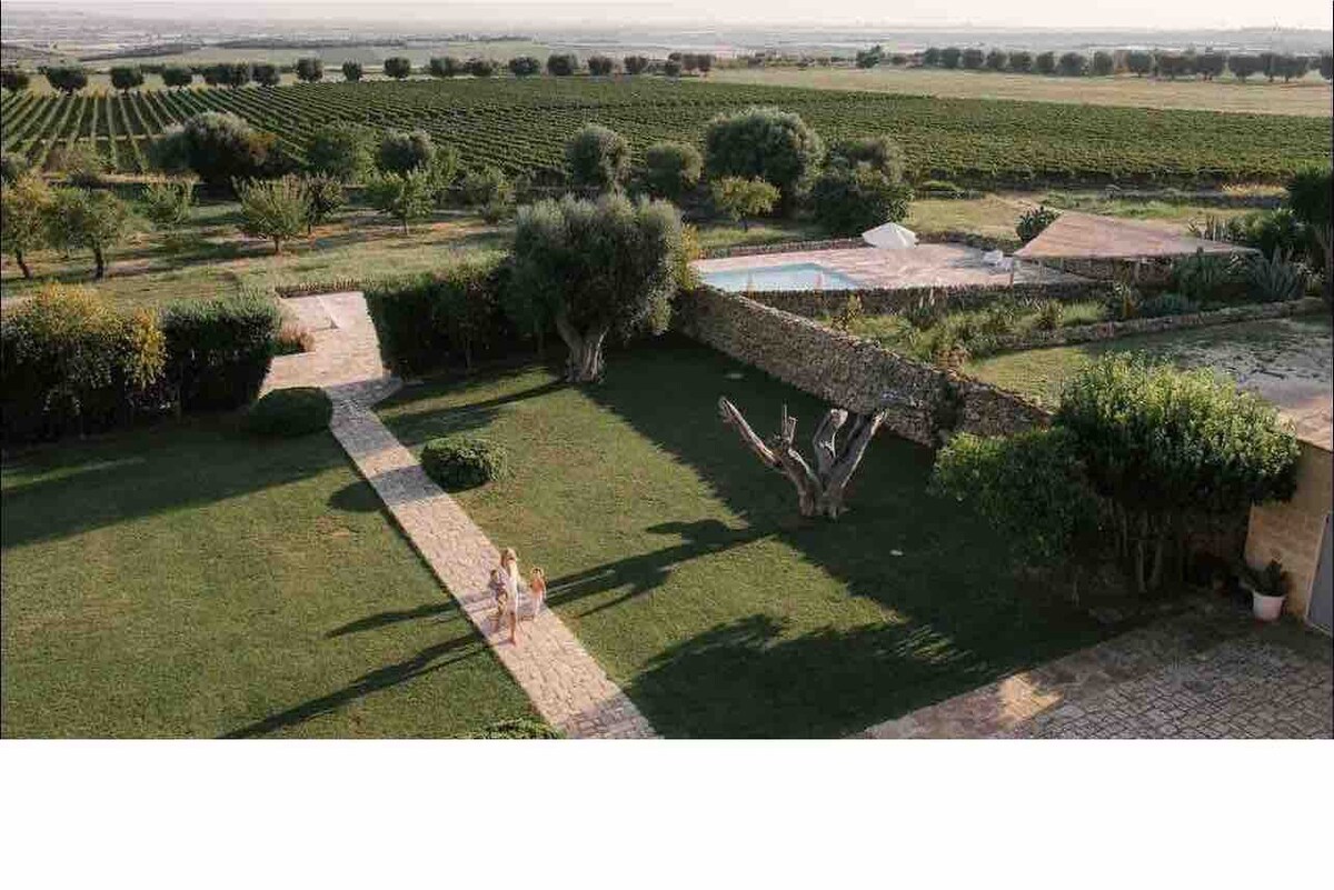 Unique Masseria with pool