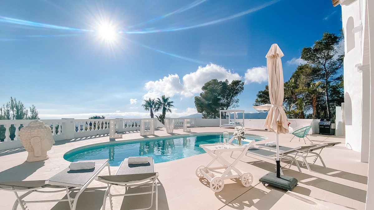 NEW Ultra rare Ocean view Villa 12 PAX Ibiza Town