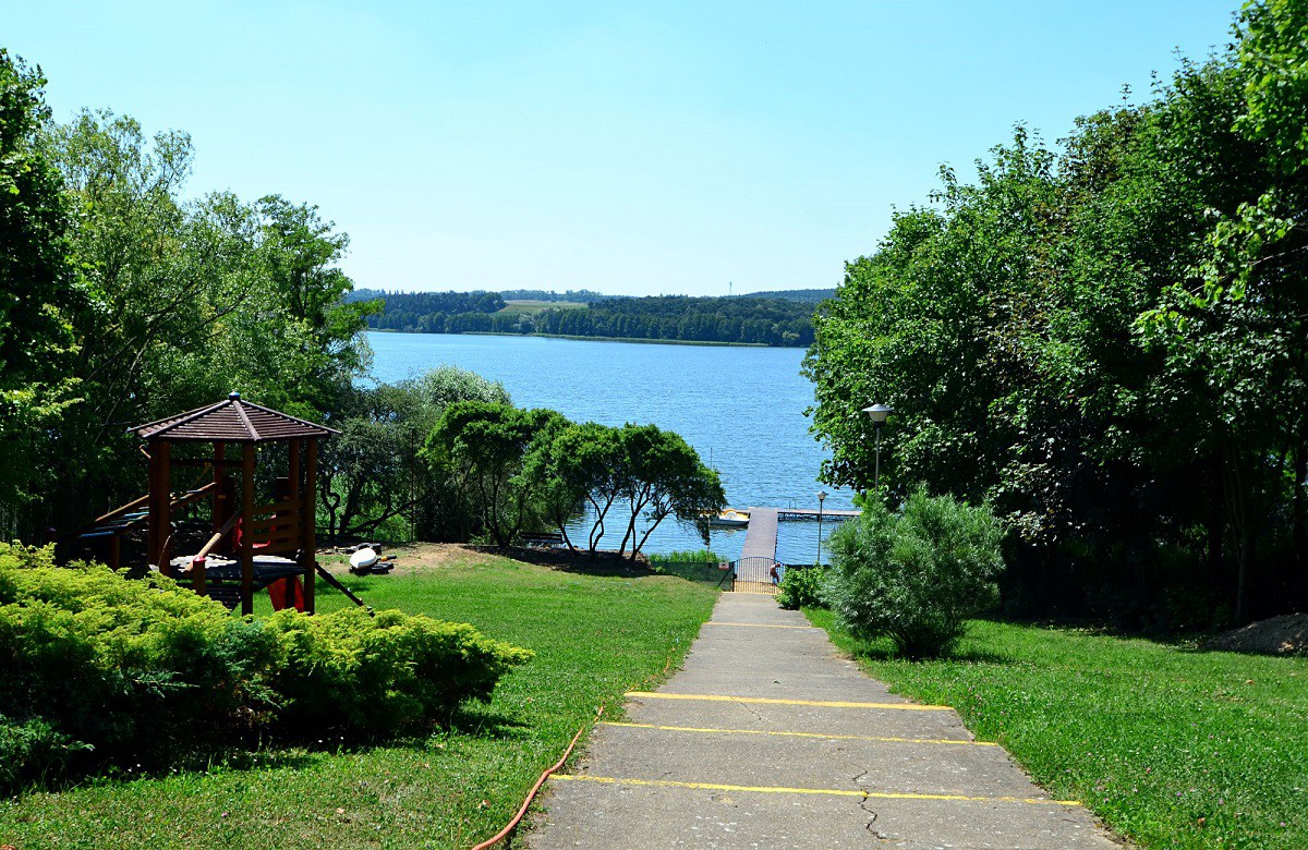 -Ośrodek Wypoczynkowy Sielawa - domki nad jeziorem