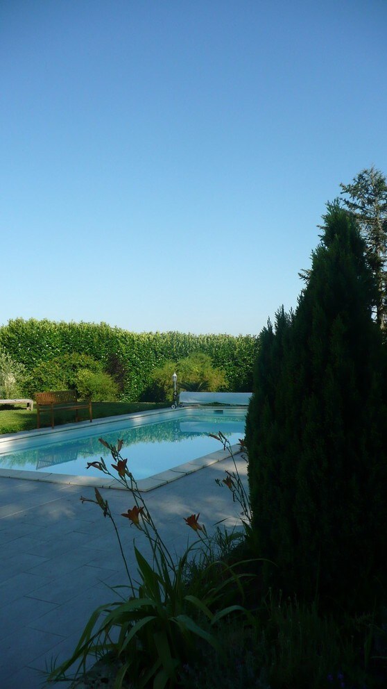 Gîte, 3*dans la tour d'un château de vignes, (6).