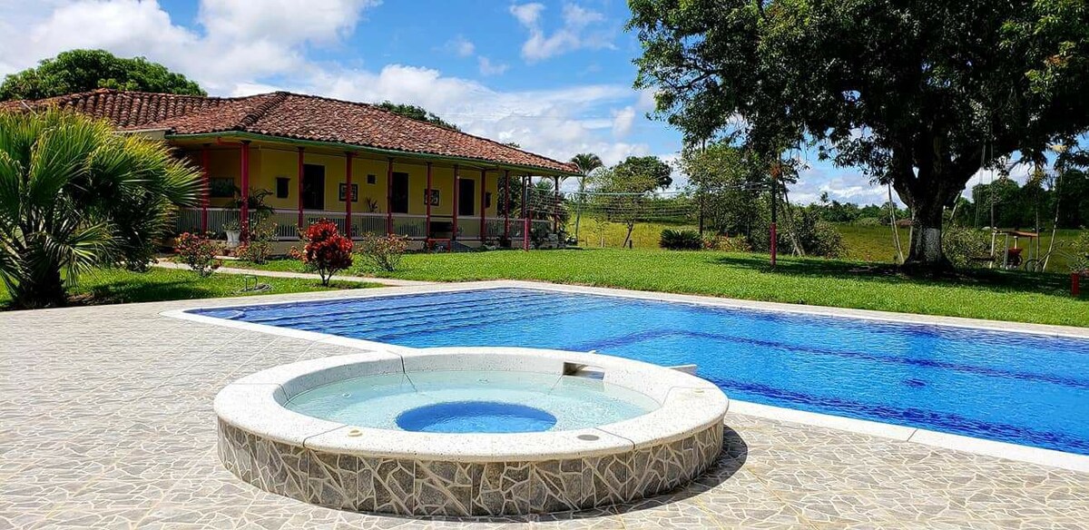 HaciendaTípica De Descanso Cerca Al ParqueDel Cafe