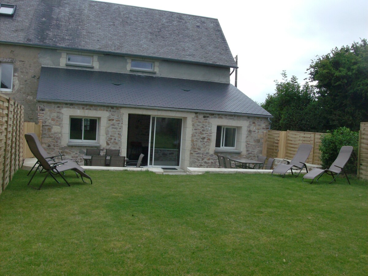 COTTAGE in NORMANDY 2/3