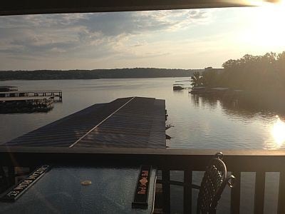 Lakeside Beautiful Retreat -Amazing View -RELAX!