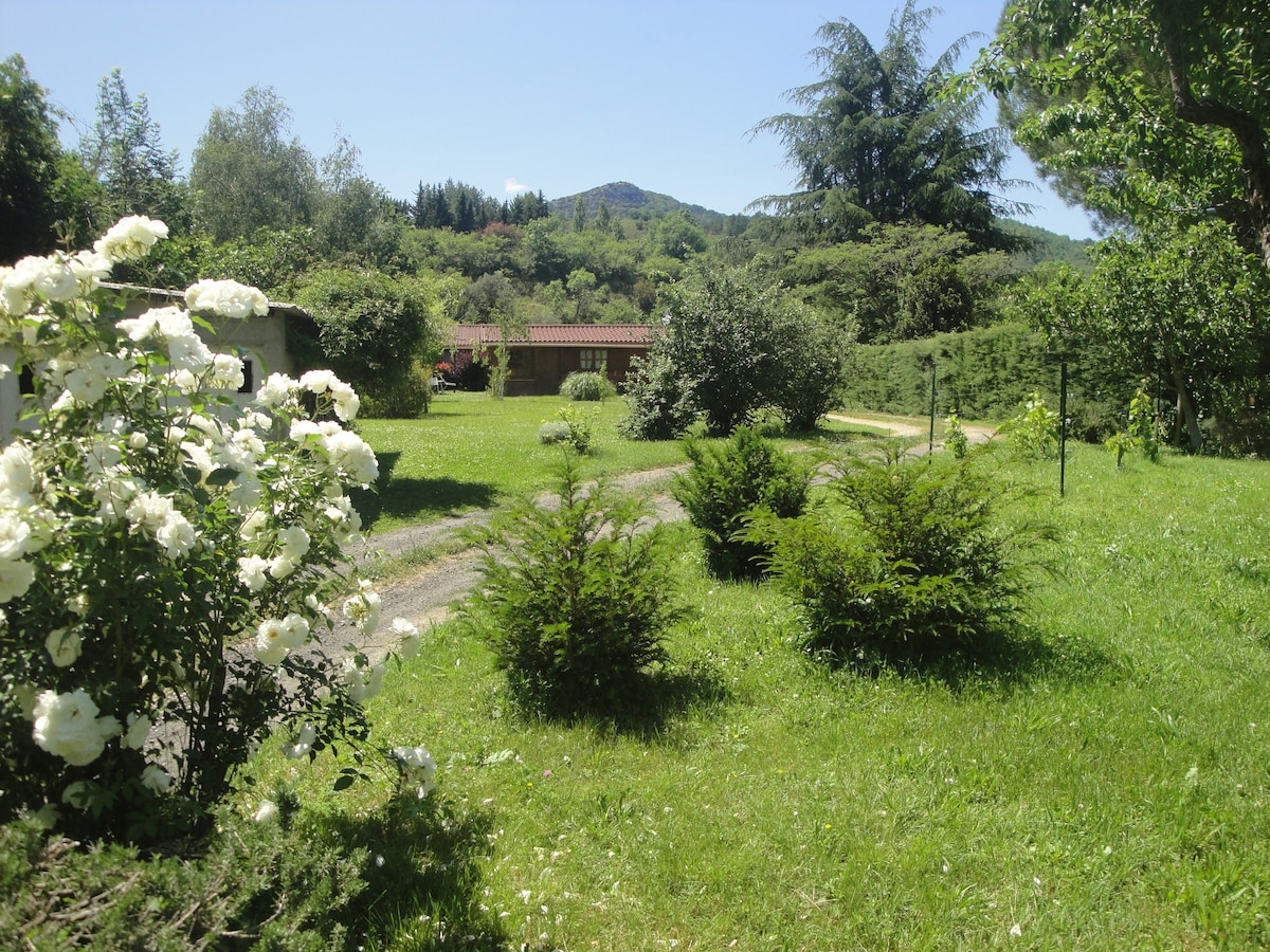 CHALET DE CHARME SUD CARCASSONNE