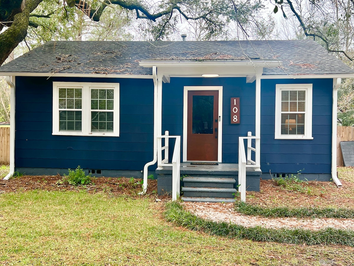 The Cozy Cottage