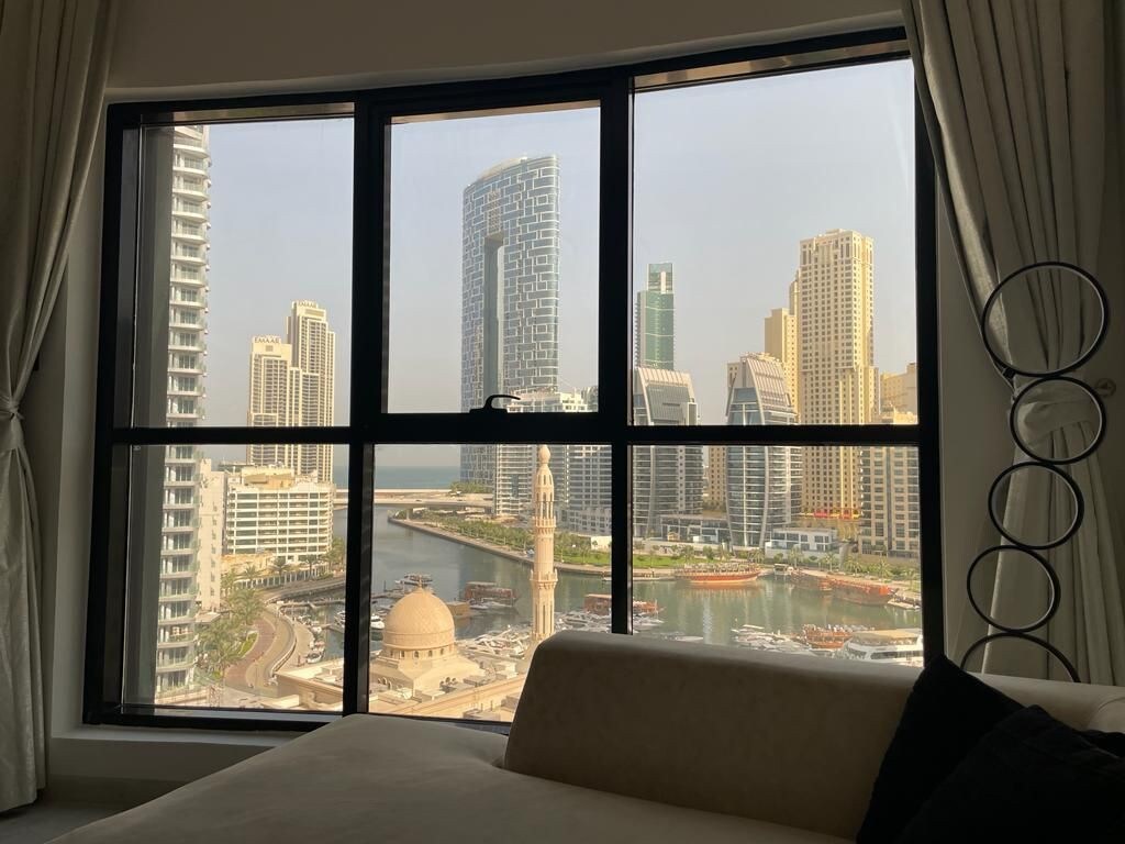 Lux Location Dubai Marina Waterfront Balcony Pool