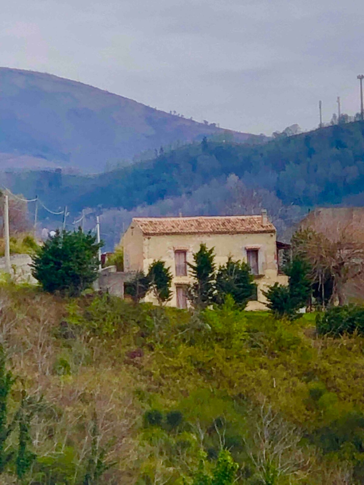 Casolare Altomonte: House on a hill with seaview.