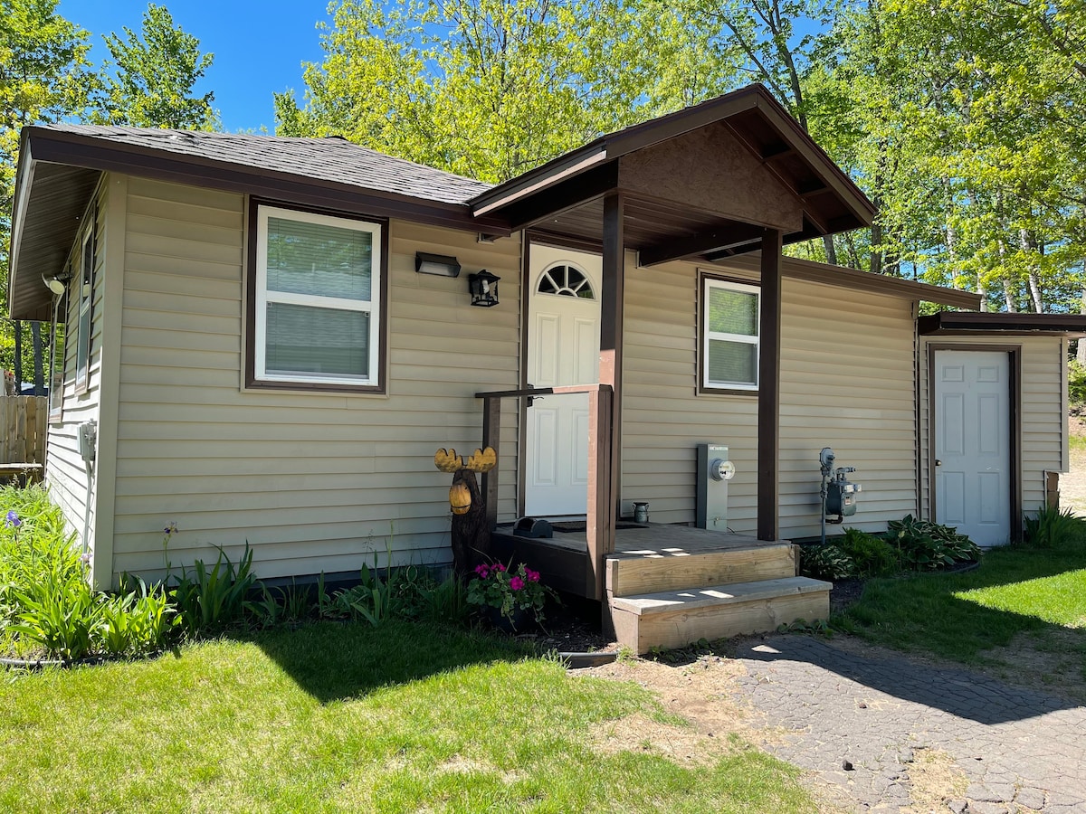 Jimmy 's Lakeview Vacation Cabin