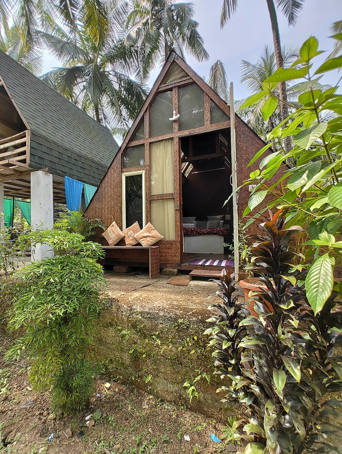 Jungle Hut Trikon, Yogdan Goa, Agonda Beach