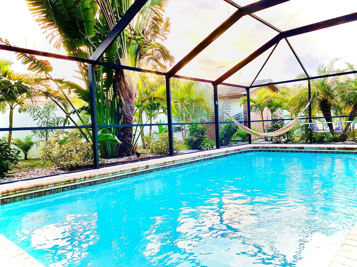 Palm Paradise - Heated Pool  - Sarasota