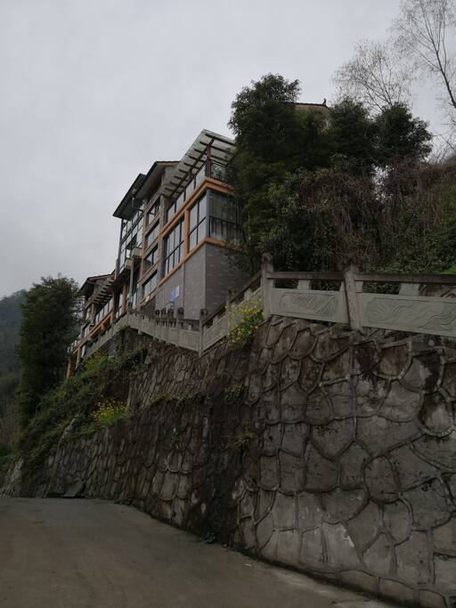 青城后山,青城美庐叠拼别墅