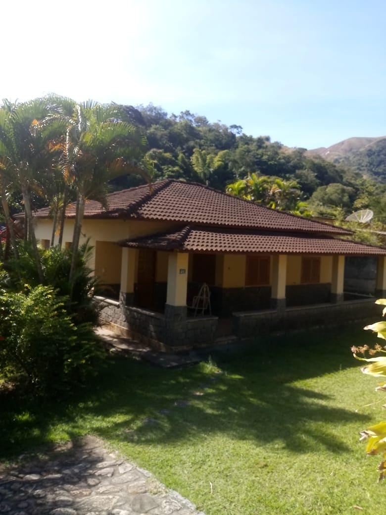 Casa grande em Miguel Pereira