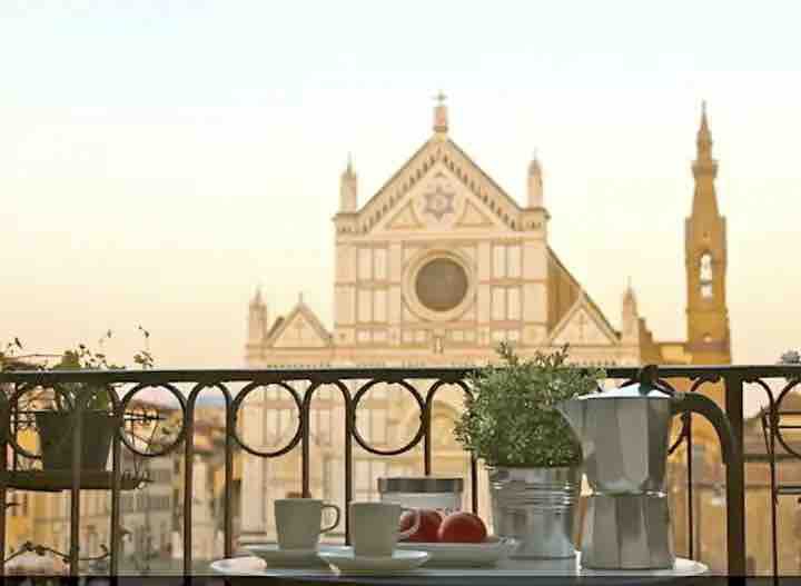 [Santa Croce best view] the terrace of artists