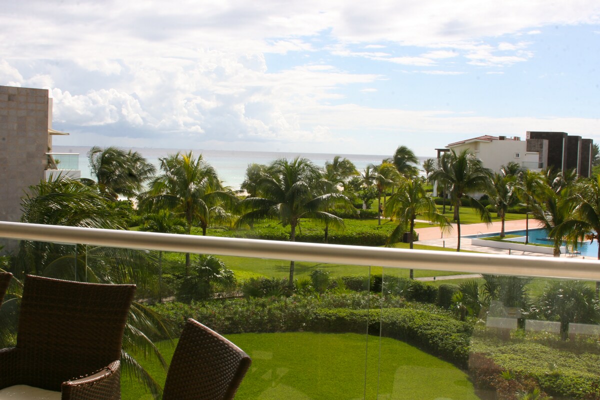 位于卡门海滩（ Playa del Carmen ）的绝佳位置，可欣赏海景