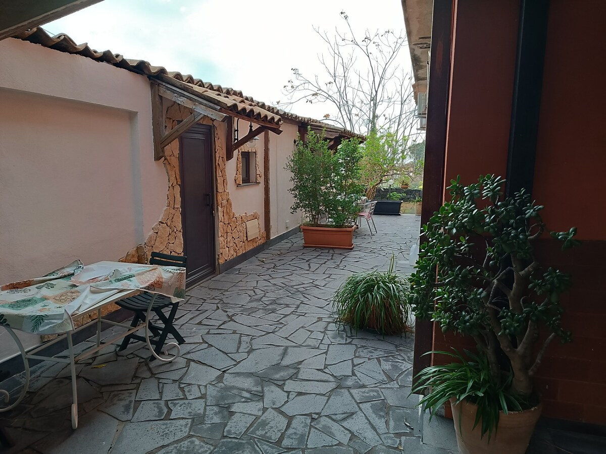 Chalet Villa Lidia Acireale
 mare Etna parcheggio