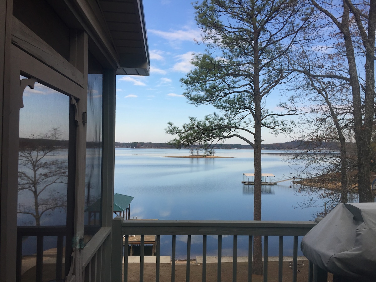 The Captain's Cabin on Logan Martin lake