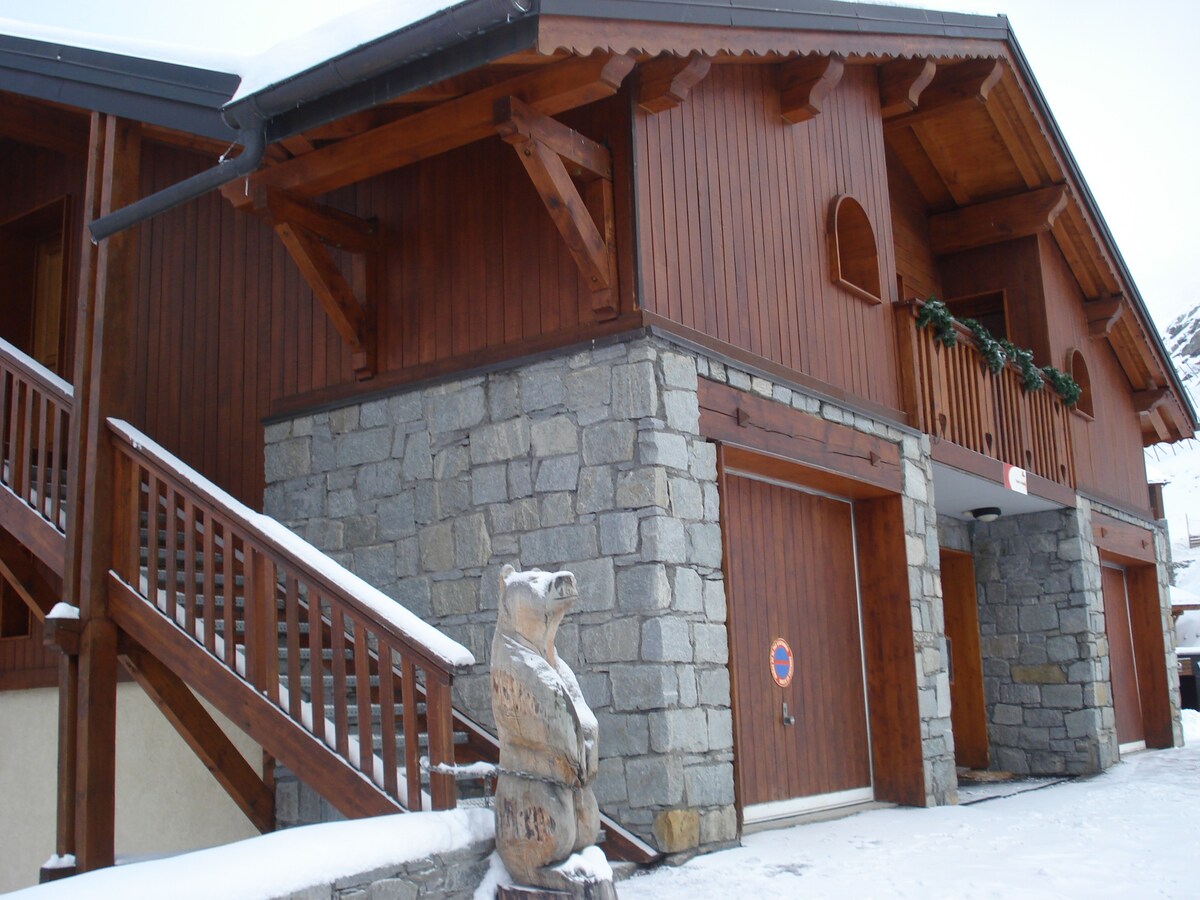 托朗谷（ Val Thorens ）中心车站度假木屋，可容纳15人