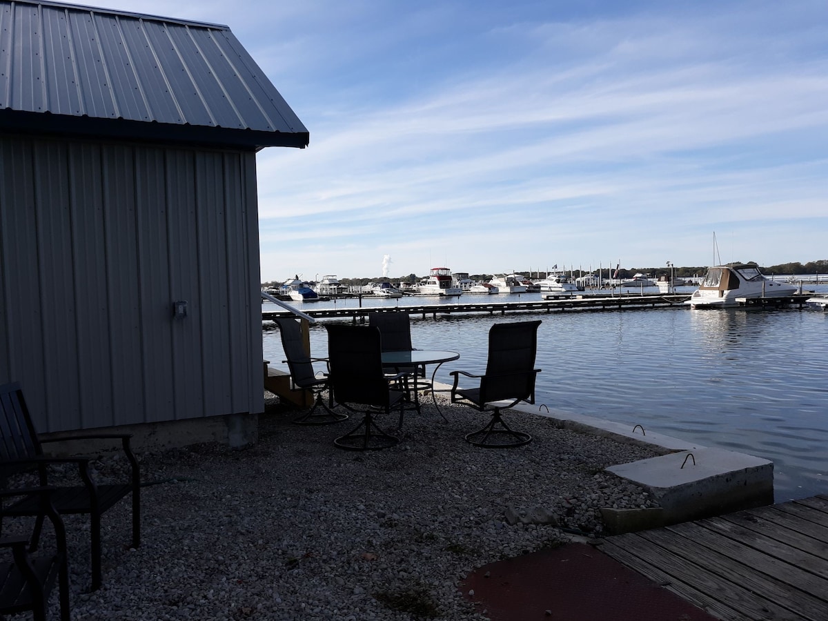 The Boathouse on East Harbor