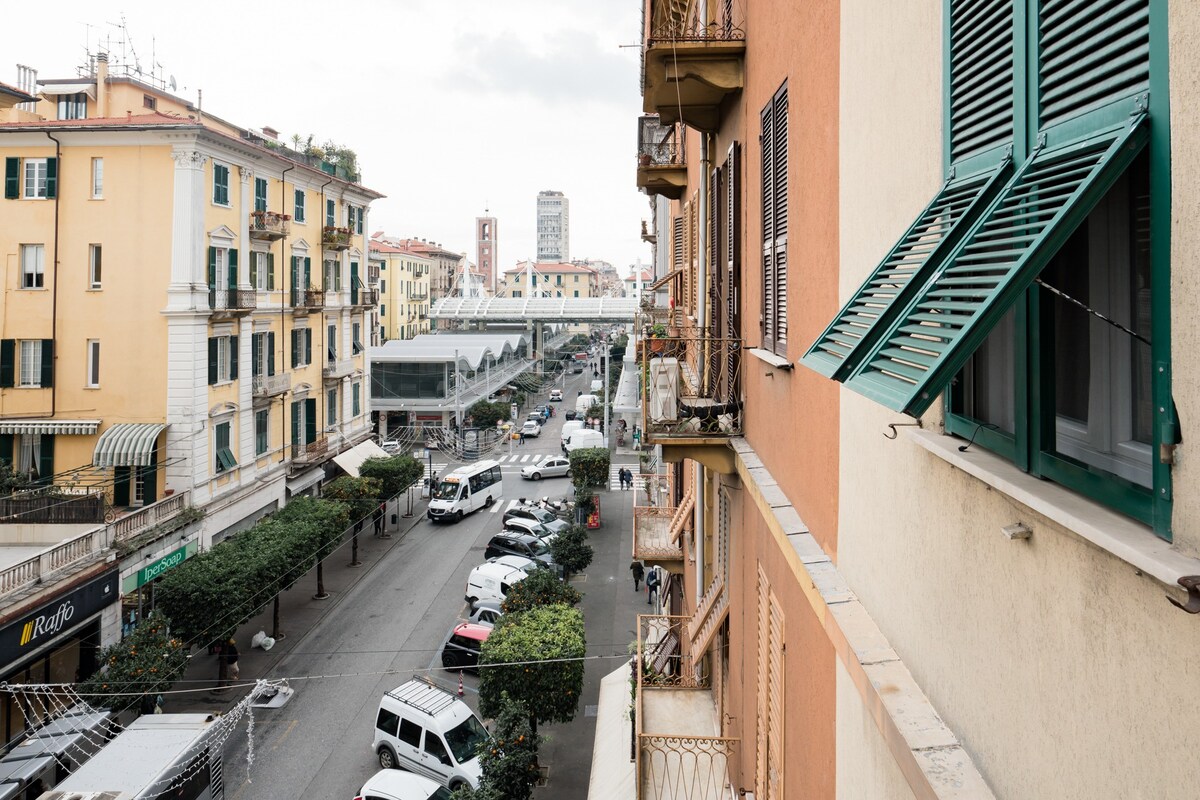 靠近五渔村（ cinque Terre ）的单间公寓设计