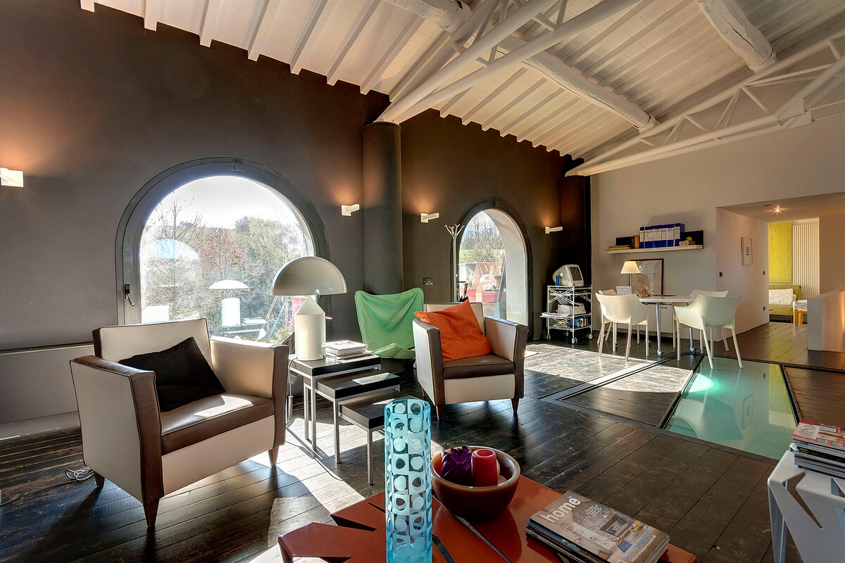 DESIGN LOFT IN VILLA NEAR FLORENCE