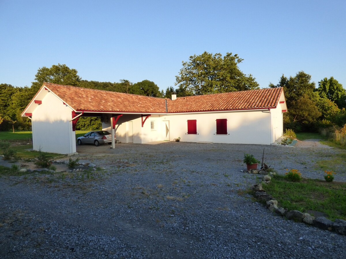 South Landes House pp土地，毗邻一条小溪