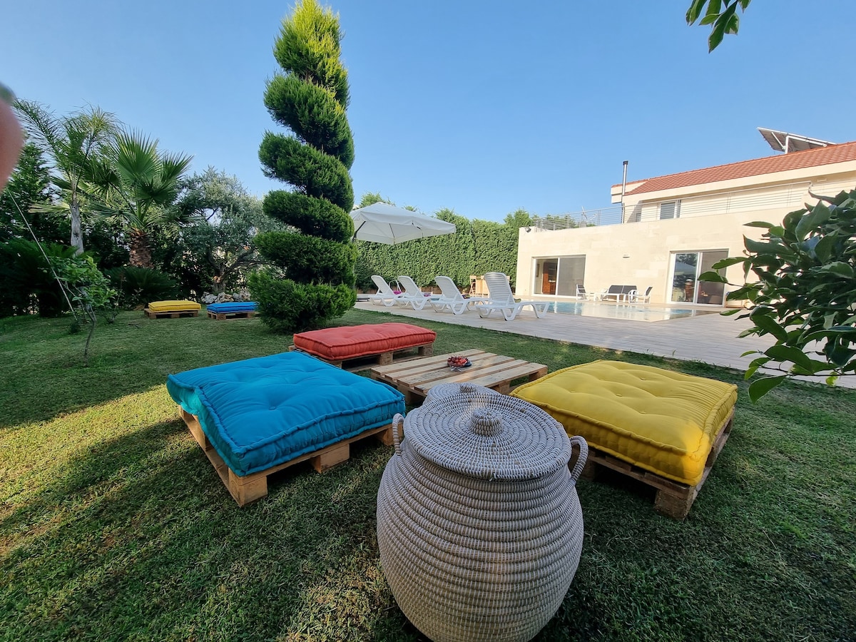 Villa del Arte Batroun Luxury Escape 5min to Beach