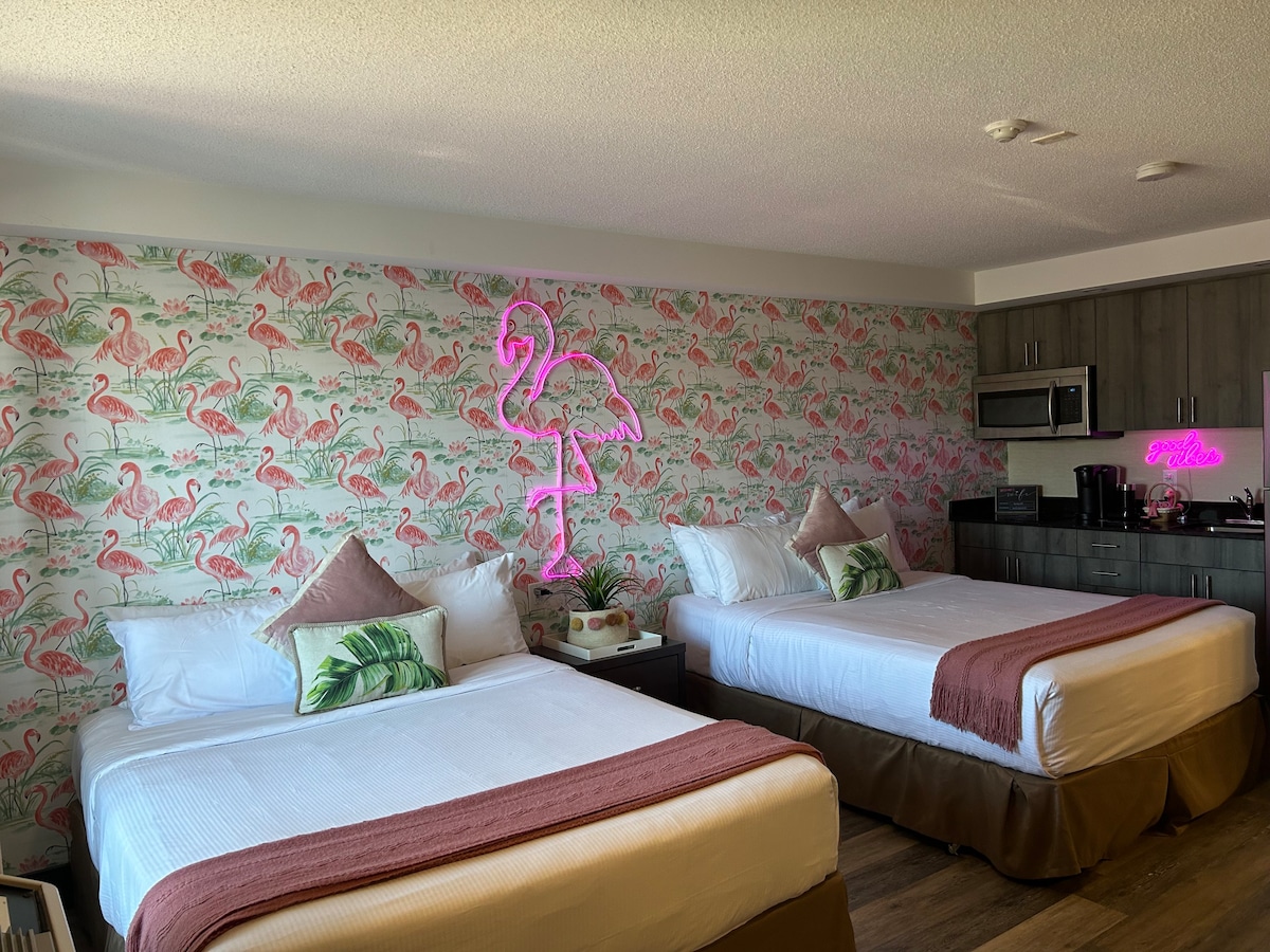 Flamingo Suite- 9 Minutes to Falls & Clifton Hill