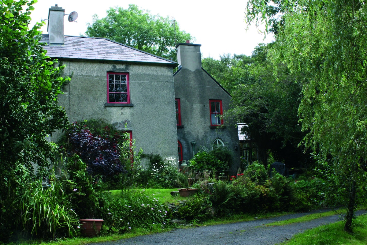 Westport Writer 's Cabin at Old Rectory