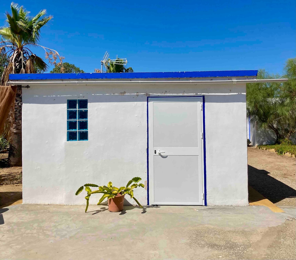 Casita entre el mar y la marisma