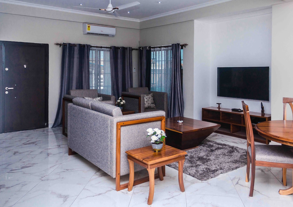 Lovely 2-bedroom furnished apartment- Adjiringanor