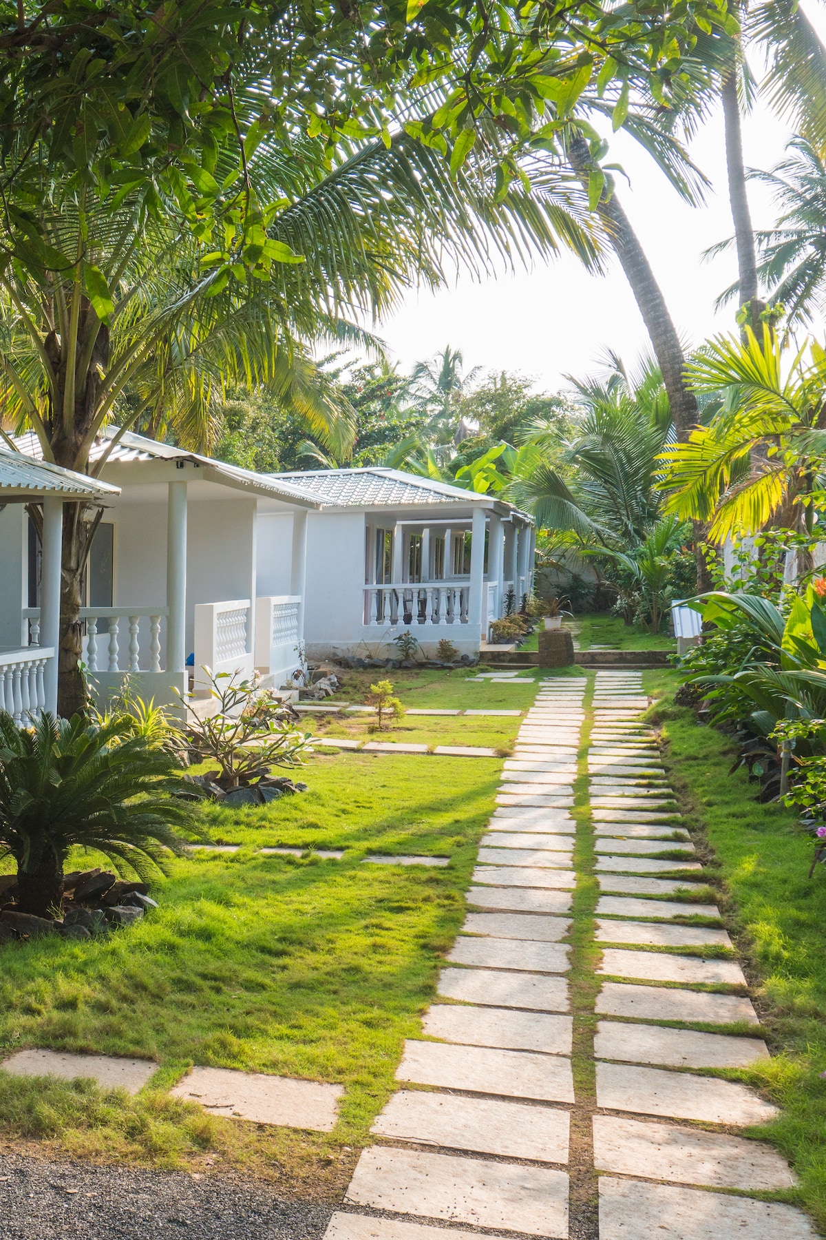 可爱的河滨小屋（ Cute Riverside Cottage ）距离莫里姆海滩（ Morjim Beach ）仅2分钟