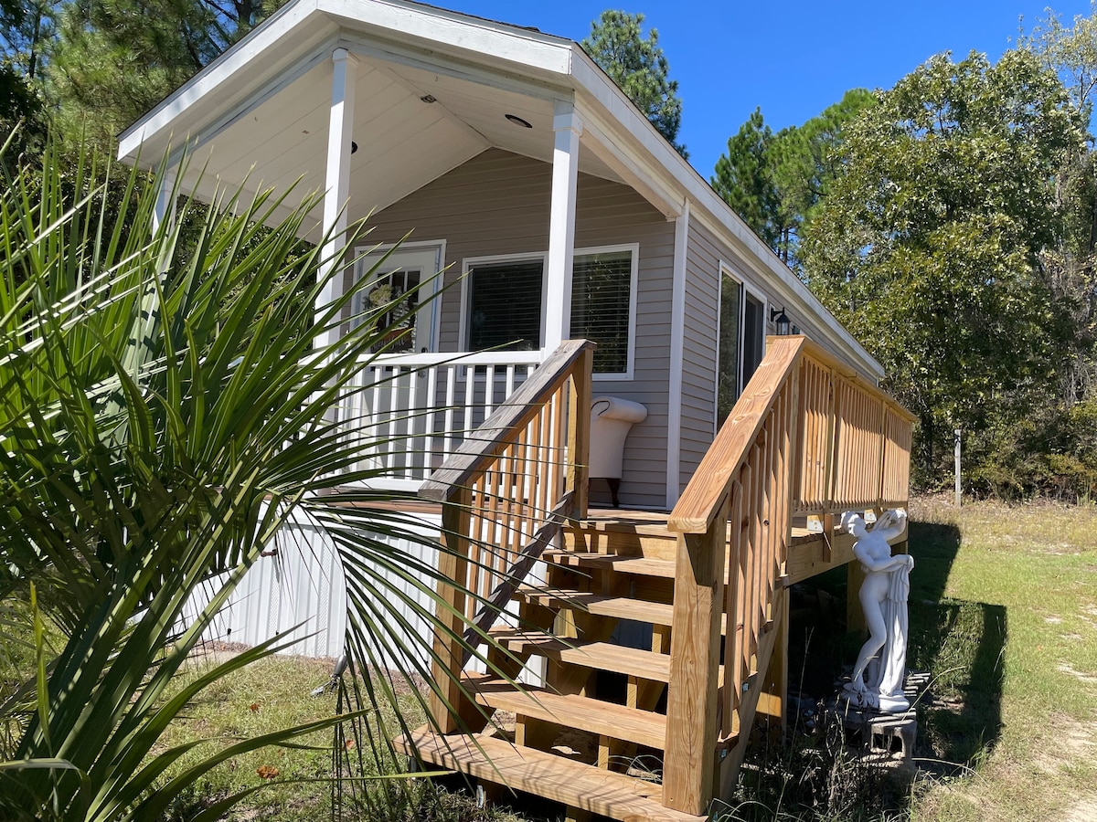 Charming Tiny House in Lexington, SC.