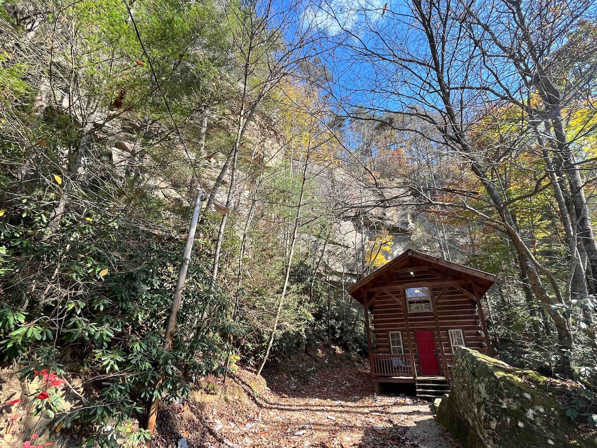 Lonesome Dove Cabin, close to the RRG