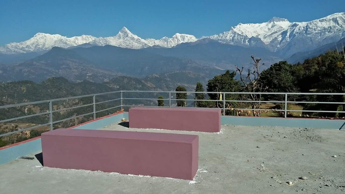 尼泊尔山区的正宗村庄
