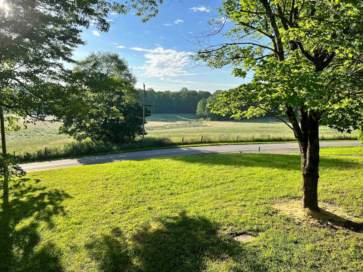 Collier House- Nearby to OHV Park & Caverns Venue