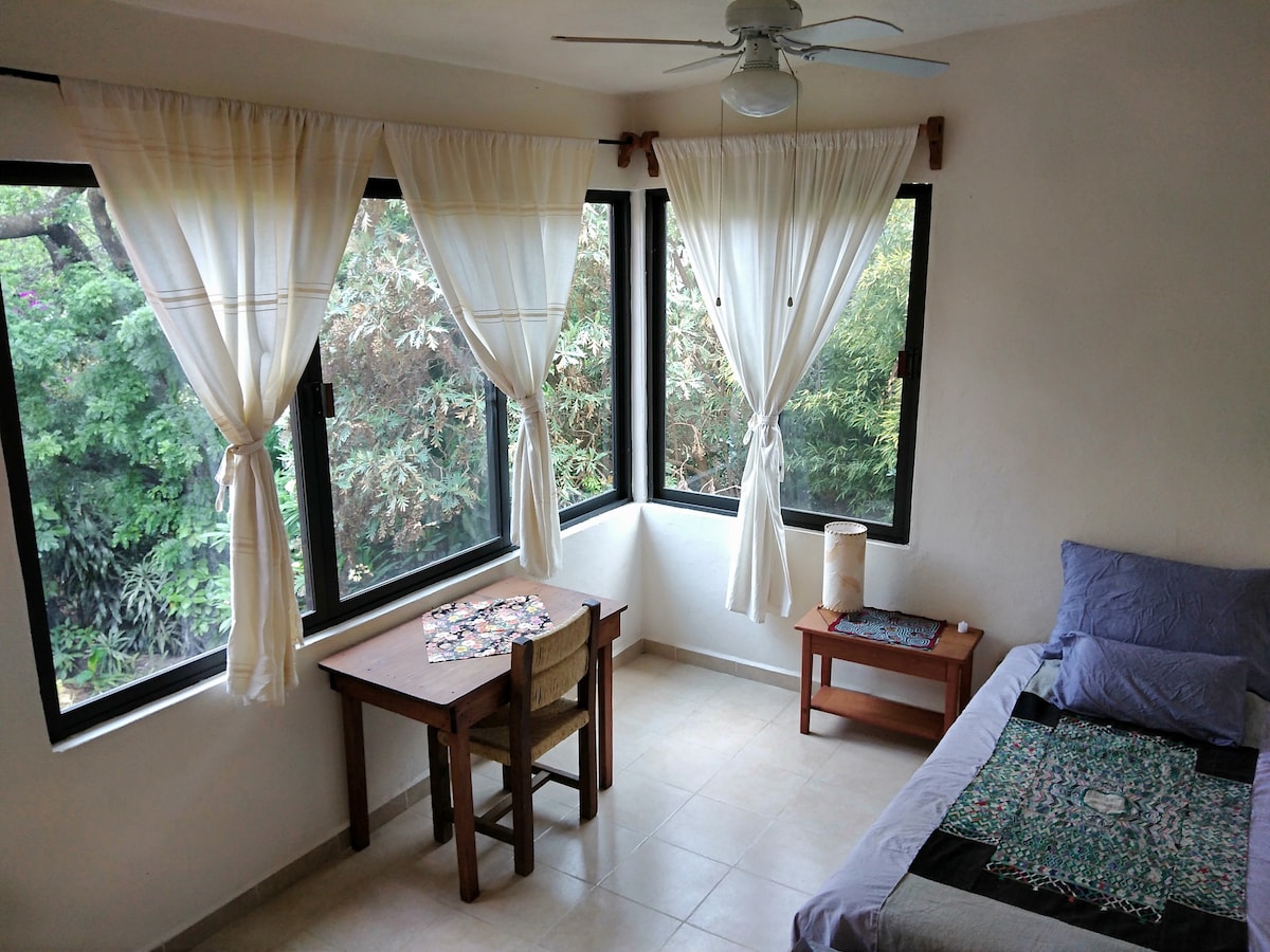 La Ceiba 2 ，舒适的独立房间，可欣赏特殊景观