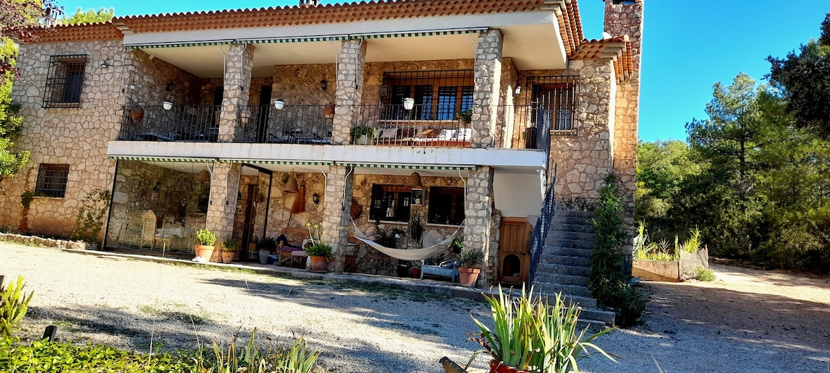 Villa Sanz, una casa en la naturaleza.