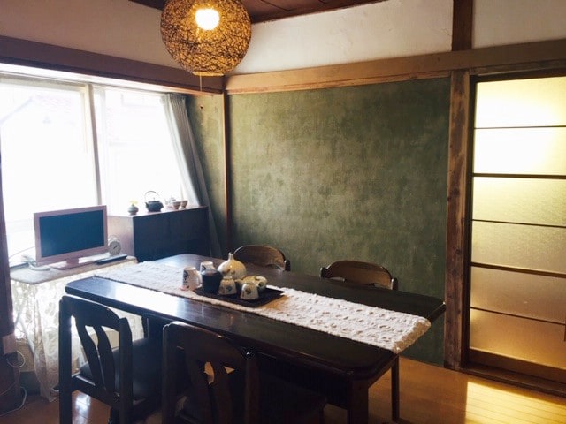 带猫的传统日式房屋。 Yohei Cat House