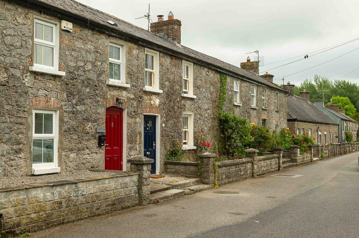 Bluebell Cottage, Adare Village