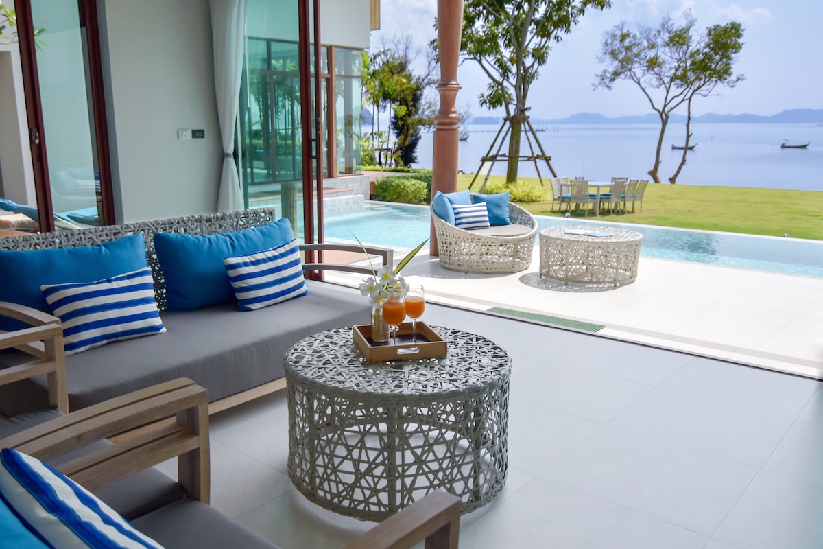 Lovely Villa ( A cozy seafront villa in Krabi ! )