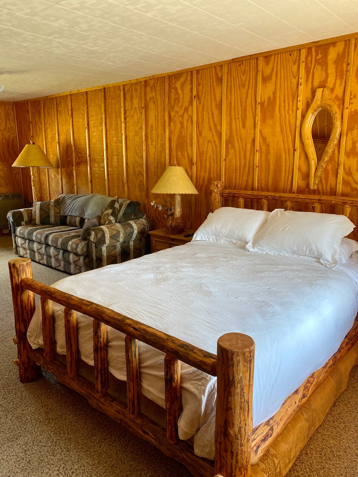 West Fork Lodge Room #2