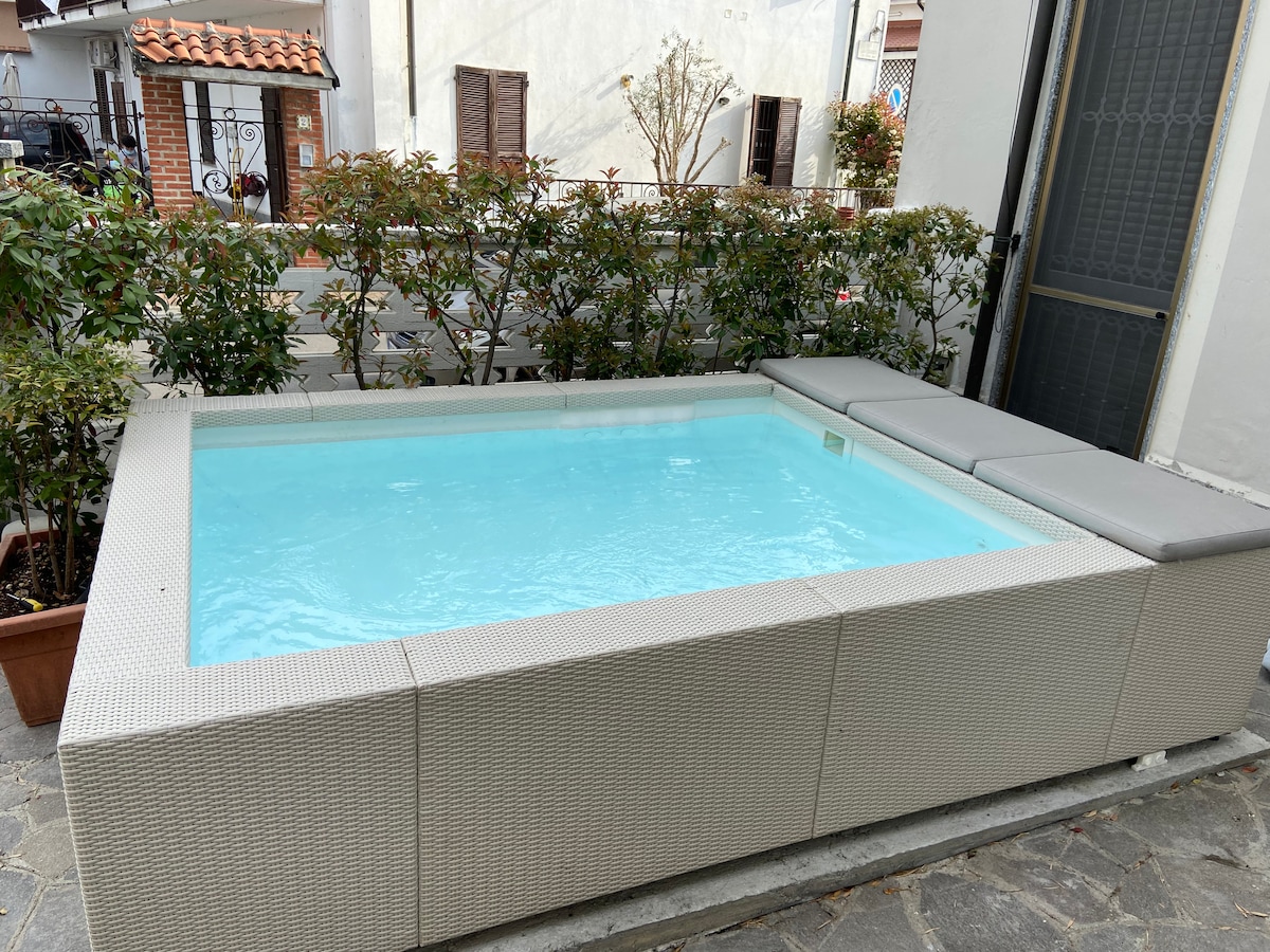 terrazza e jacuzzi Milano a 15 min. in auto